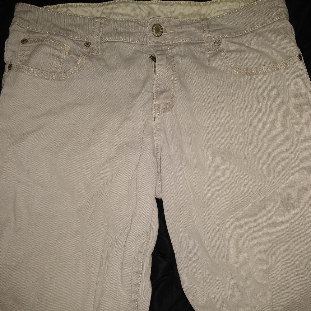 Capris